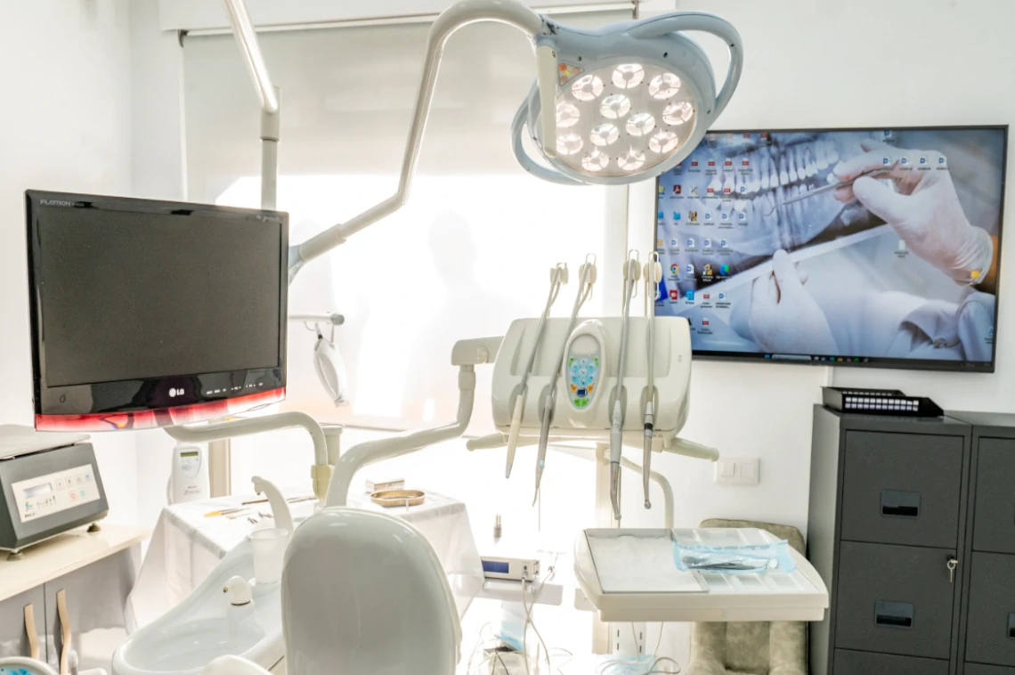 Recomendaciones Preoperatorias para Cirugía Oral en Clínica Dental Hugo Conza