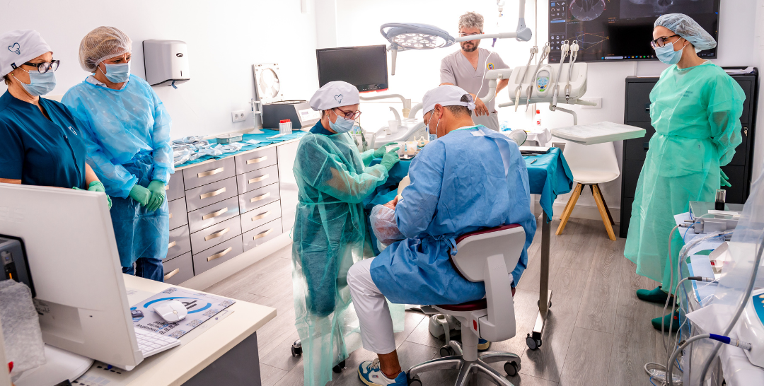 Recuperando sonrisas: los resultados reales en Clínica Dental Hugo Conza
