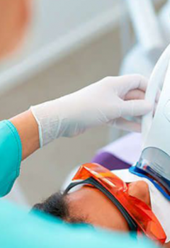 Luce dientes más blancos con nuestros blanqueamientos profesionales